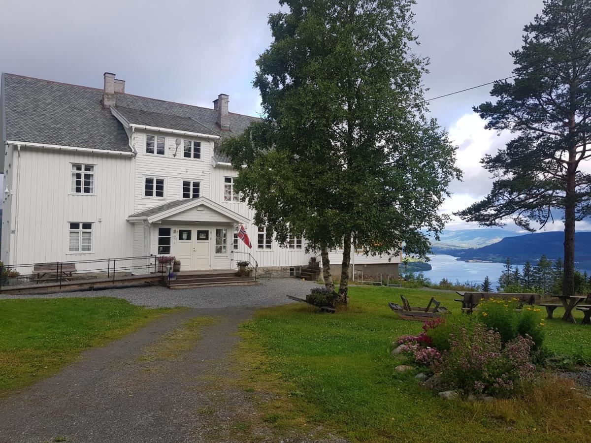 Granum Gård Hotell Fluberg Eksteriør bilde