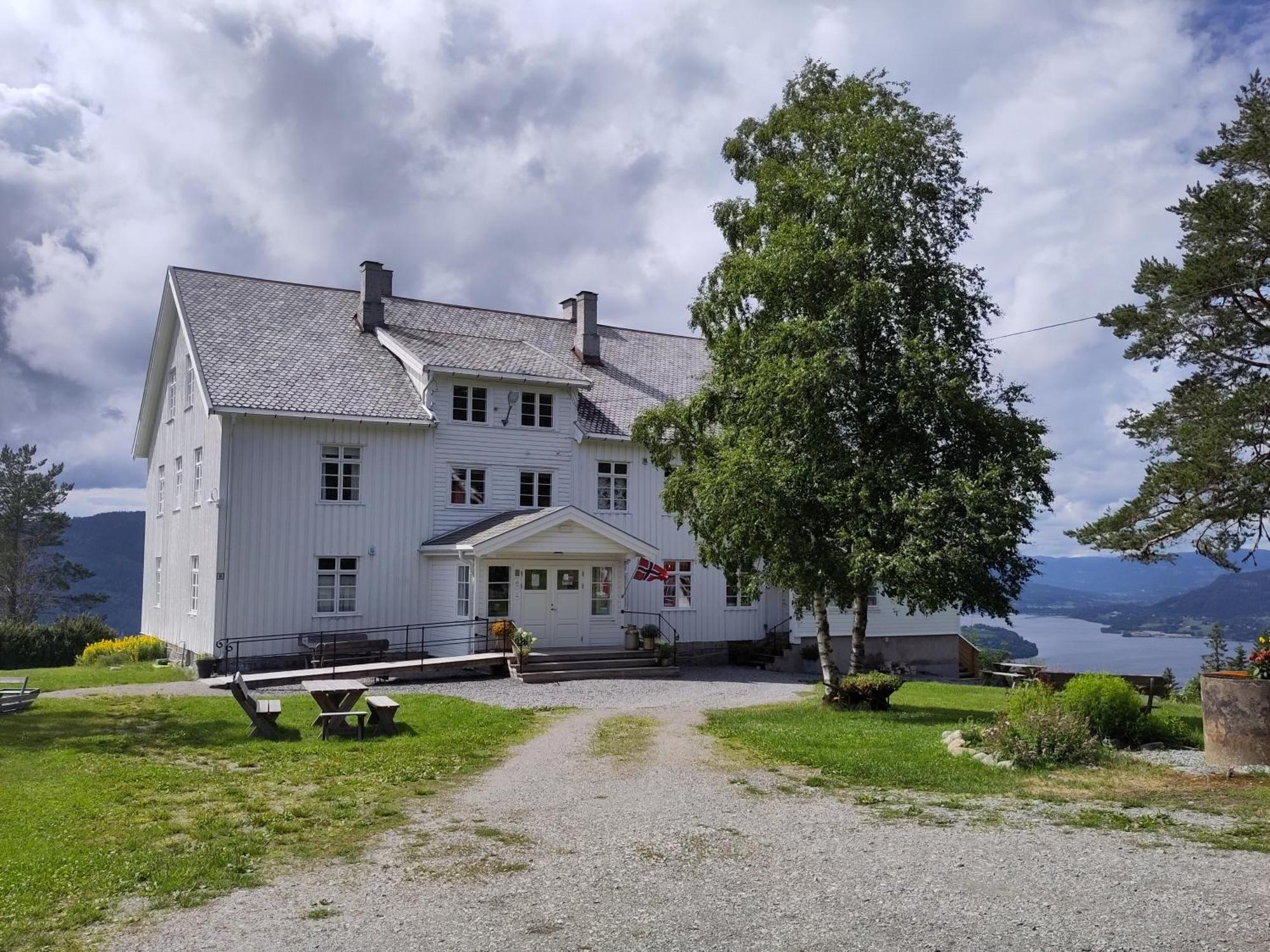Granum Gård Hotell Fluberg Eksteriør bilde