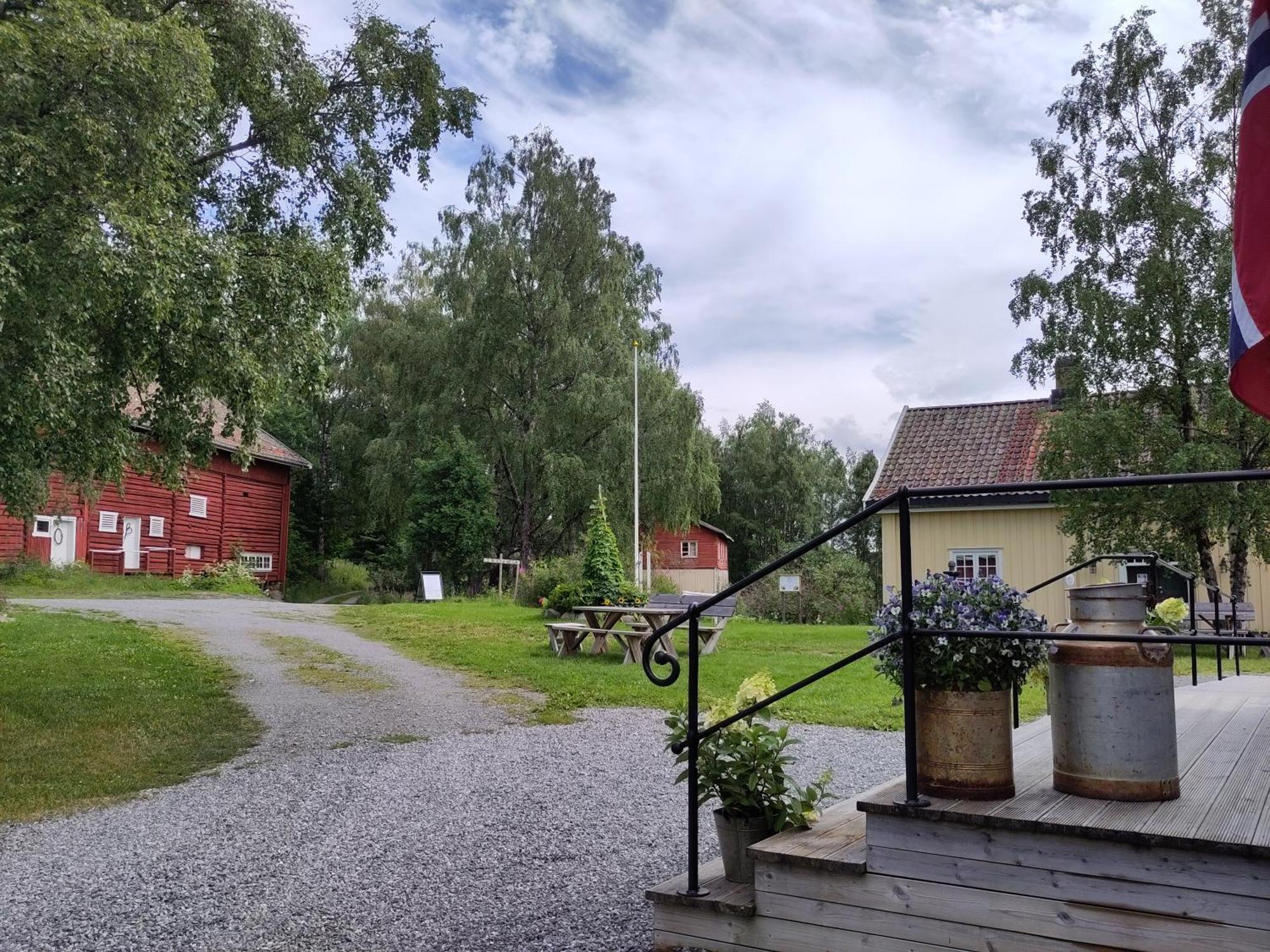 Granum Gård Hotell Fluberg Eksteriør bilde